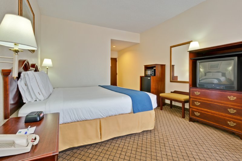 Comfort Inn - Clarksville, TN