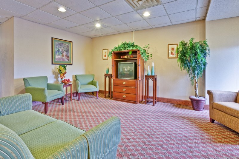 Comfort Inn - Clarksville, TN