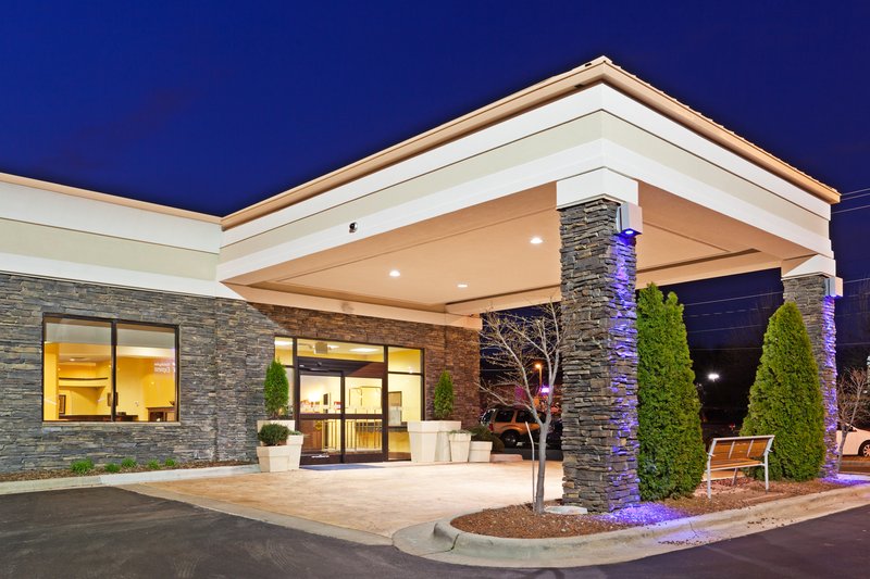 Holiday Inn Express & Suites GOSHEN - Goshen, IN