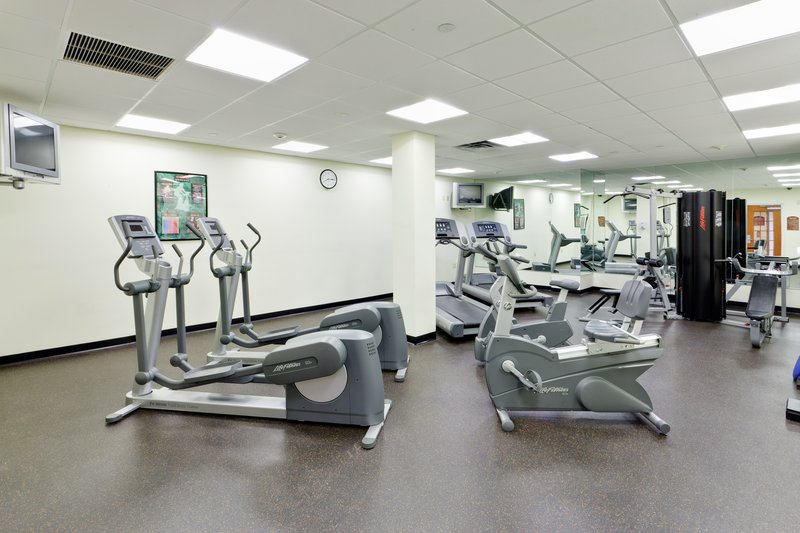 Holiday Inn Express Hotel & Suites East End - Riverhead, NY