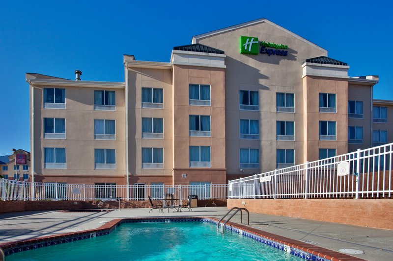 Holiday Inn Express New Orleans East - Metairie, LA