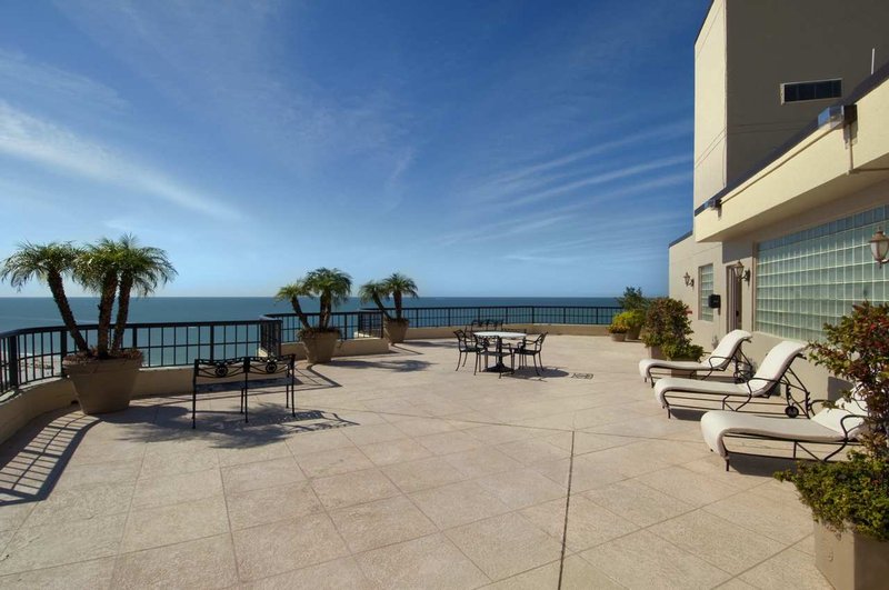 Hilton Marco Island Beach Resort And Spa - Marco Island, FL