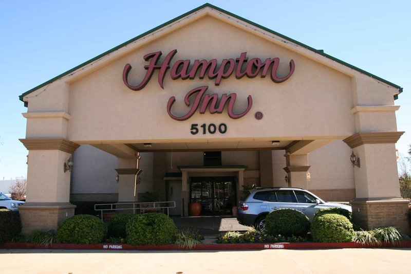 Hampton Inn-Marshall