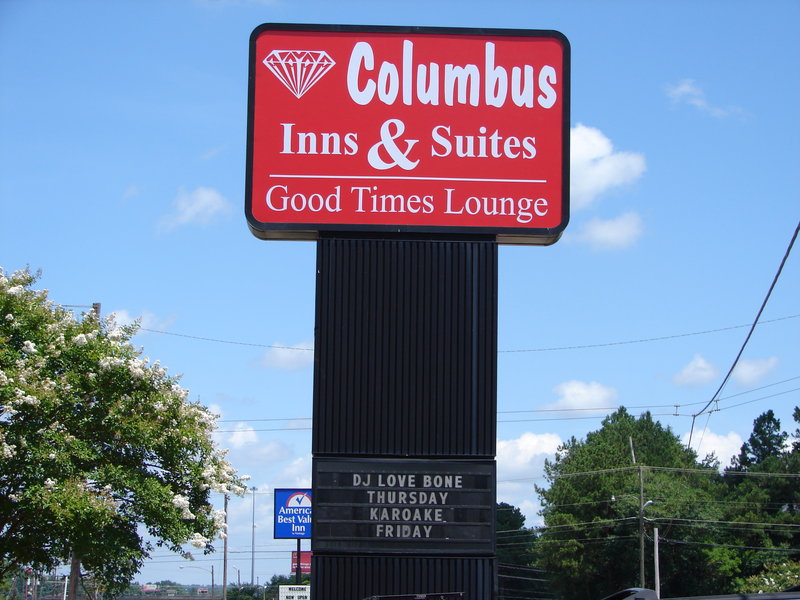 Columbus Inn & Suites - Columbus, MS