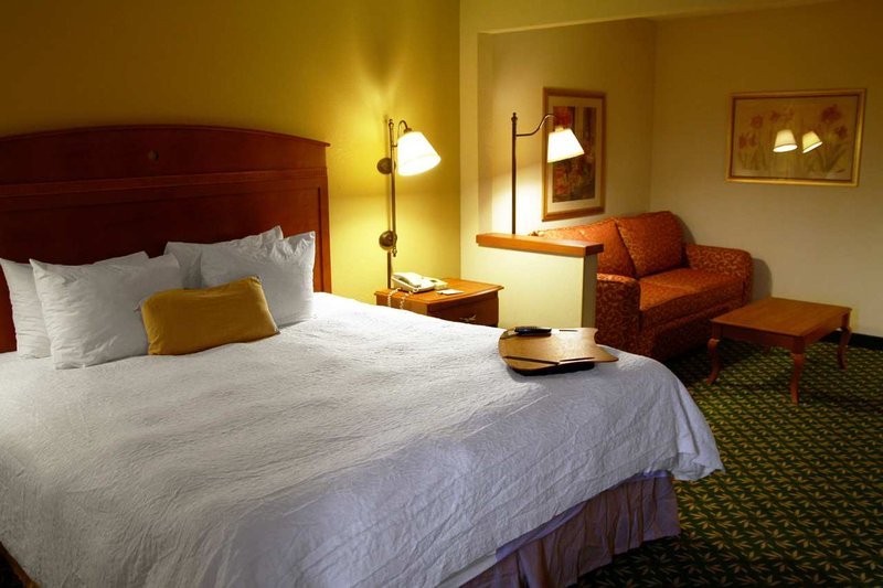 Hampton Inn - Burnsville, MN