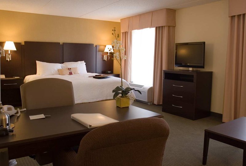 Hampton Inn & Suites Lino Lakes - Circle Pines, MN