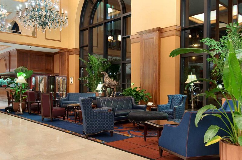 Hilton Minneapolis - Minneapolis, MN