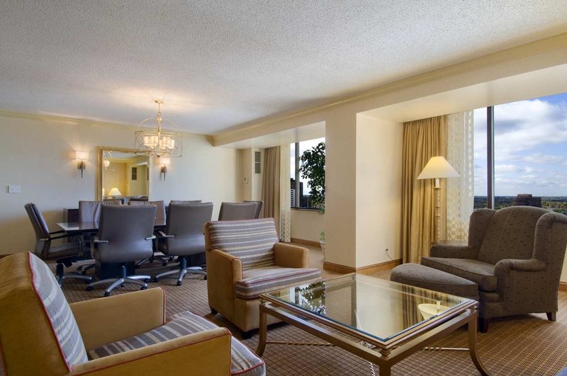 Hilton Minneapolis - Minneapolis, MN