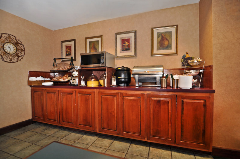 BEST WESTERN Colonial Inn - Cordele, GA