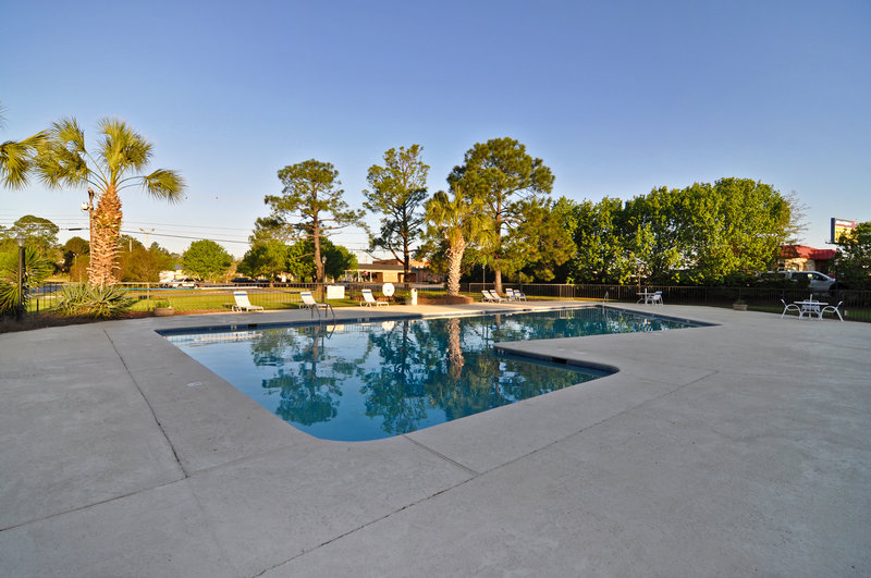 BEST WESTERN Colonial Inn - Cordele, GA