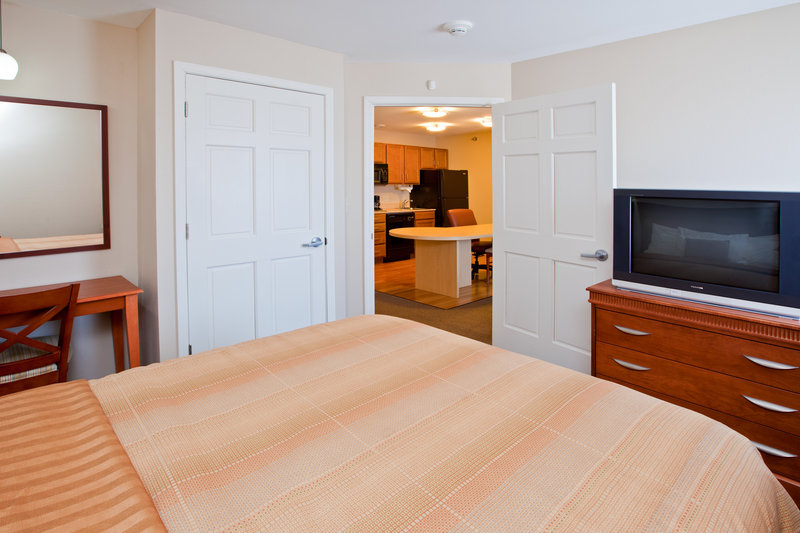 Candlewood Suites ELKHART - Elkhart, IN