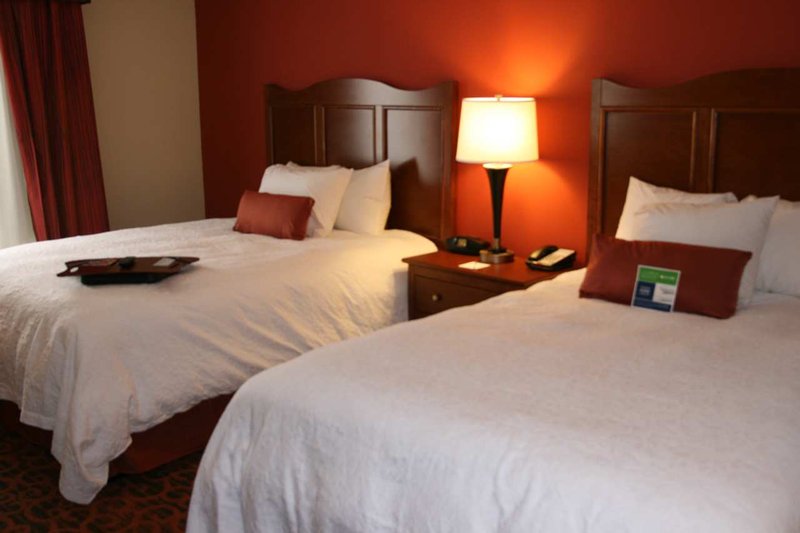 Hampton Inn Muscatine - Muscatine, IA