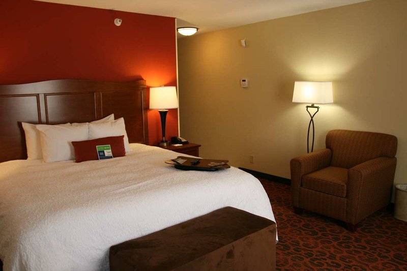 Hampton Inn Muscatine - Muscatine, IA
