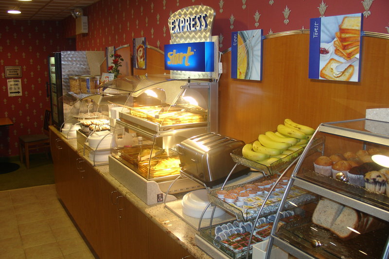 Holiday Inn Express - Lancaster, PA