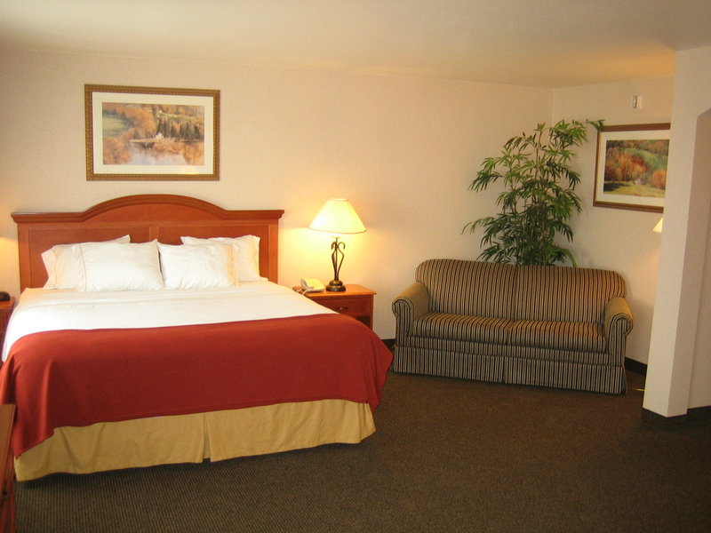 Holiday Inn Express & Suites ABERDEEN - Frederick, SD