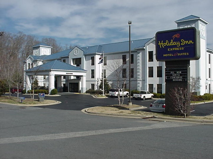 HOLIDAY INN EXPRESS-ASHEBORO - Asheboro, NC