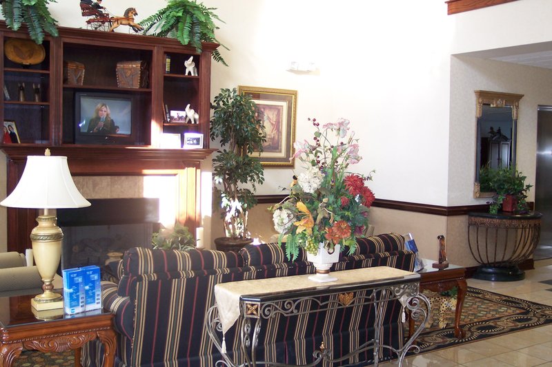 HOLIDAY INN EXPRESS-ASHEBORO - Asheboro, NC