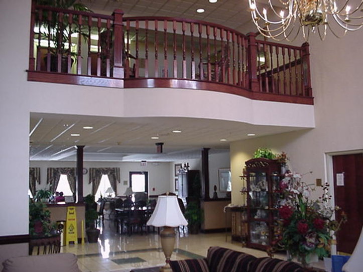 HOLIDAY INN EXPRESS-ASHEBORO - Asheboro, NC