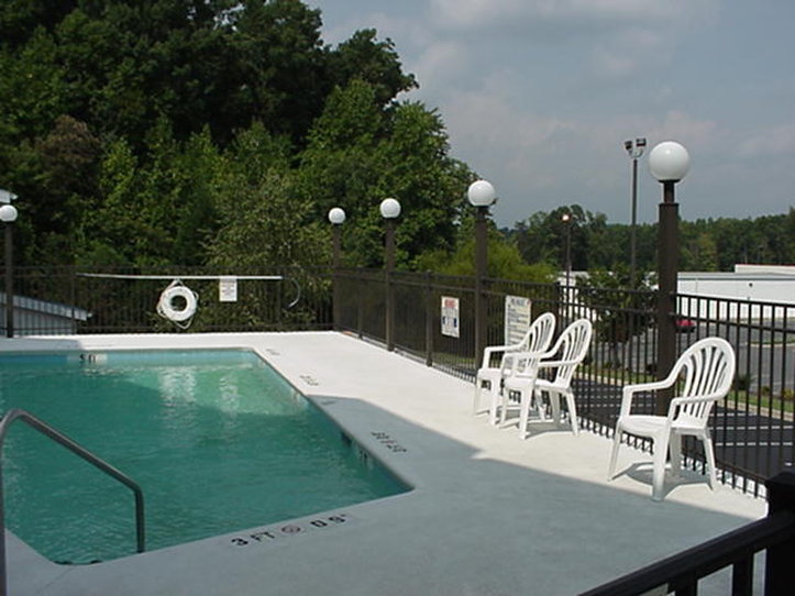 HOLIDAY INN EXPRESS-ASHEBORO - Asheboro, NC