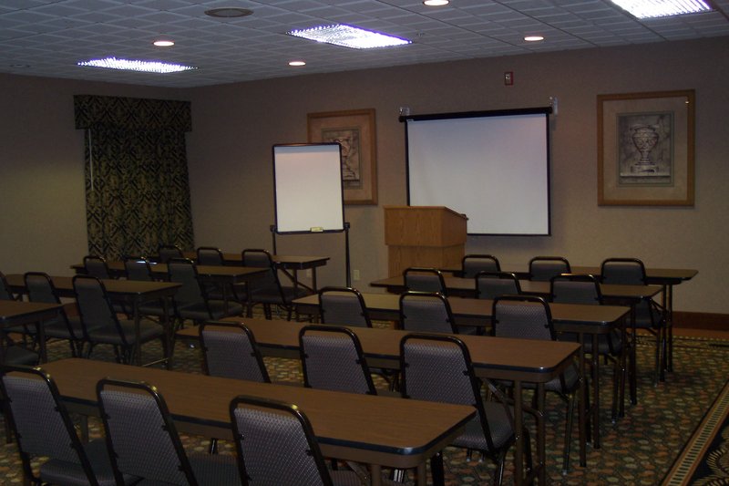 Holiday Inn Express & Suites ASHEBORO - Asheboro, NC