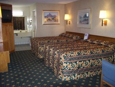 Knights Inn - Norco, CA