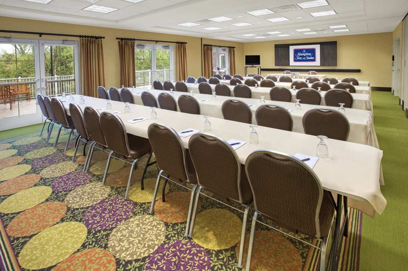 Hampton Inn & Suites Yonkers - Yonkers, NY