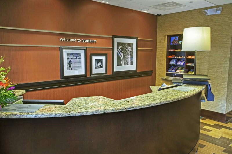 Hampton Inn & Suites Yonkers - Yonkers, NY