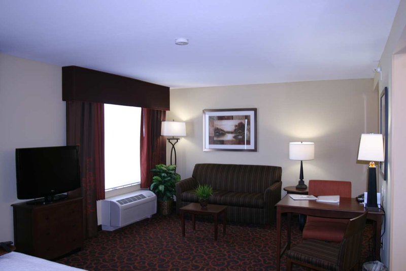 Hampton Inn Aberdeen, SD - Aberdeen, SD
