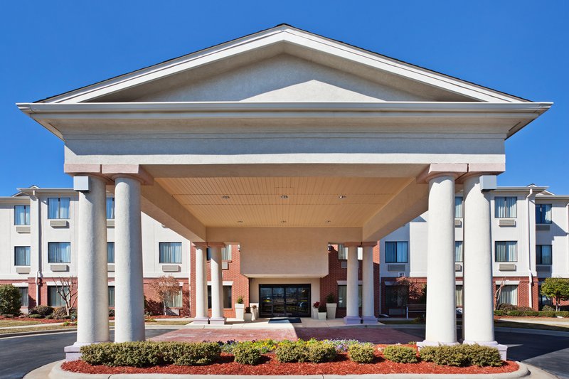 Holiday Inn Express & Suites REIDSVILLE - Reidsville, NC
