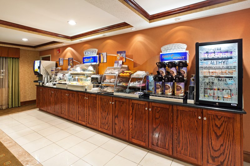 Holiday Inn Express & Suites REIDSVILLE - Reidsville, NC
