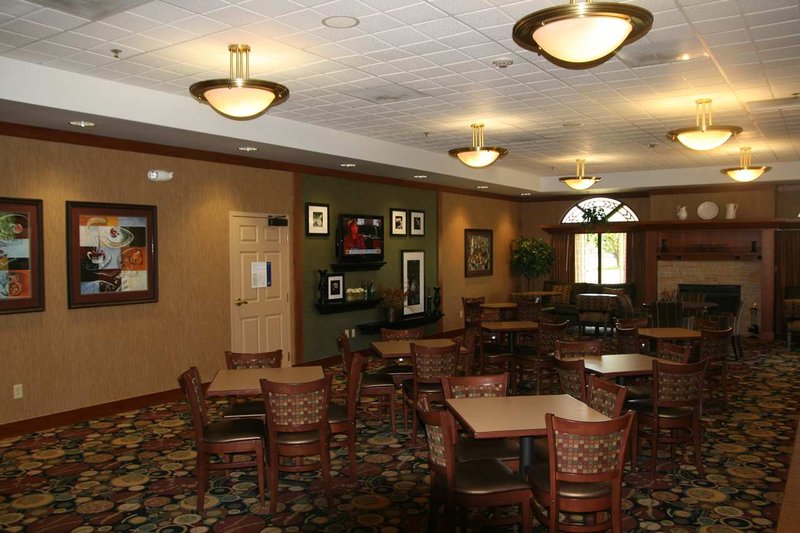 Hampton Inn-Council Bluffs - Council Bluffs, IA
