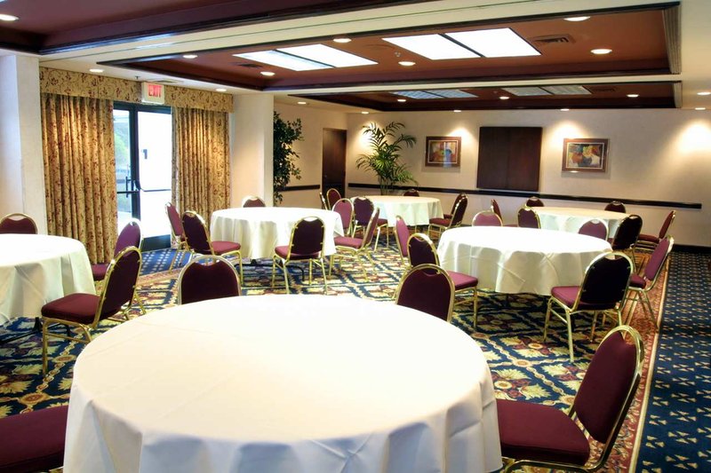 Hampton Inn-Goldsboro - Goldsboro, NC