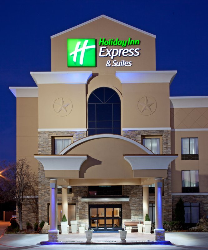 Holiday Inn Express - Arlington, TX