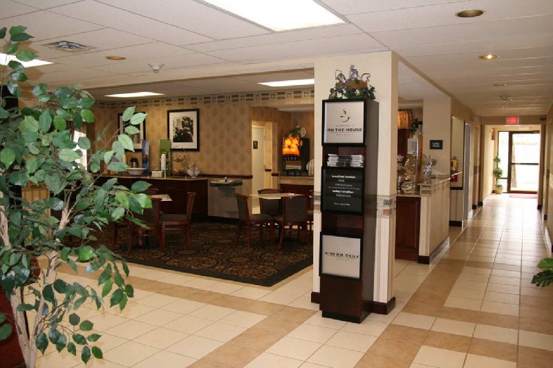 Hampton Inn - Monroe, OH