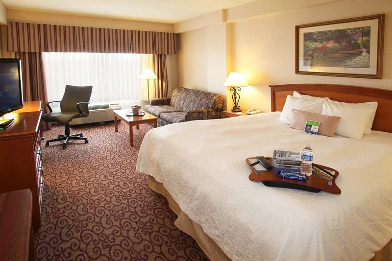 Hampton Inn-Council Bluffs - Council Bluffs, IA