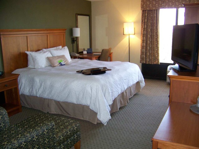 Hampton Inn-Norfolk/Naval Base - Norfolk, VA