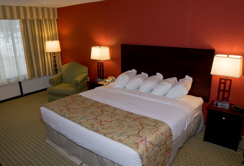 Holiday Inn Hotel & Suites NASHUA - Nashua, NH