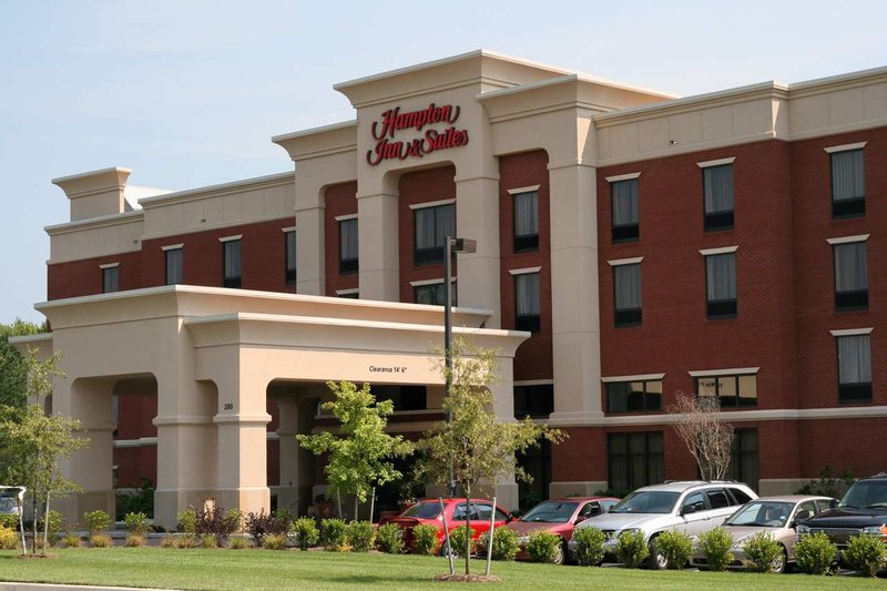 Hampton Inn & Suites Smithfield - Smithfield, VA