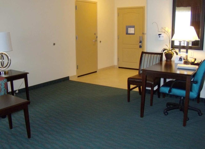 Hampton Inn & Suites Smithfield - Smithfield, VA