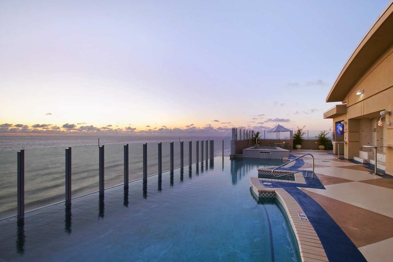 Hilton Virginia Beach Oceanfront - Virginia Beach, VA