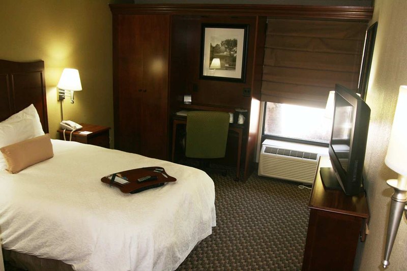 Hampton Inn Columbia-I-26 Airport - West Columbia, SC