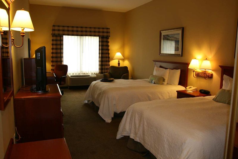 Hampton Inn-Camarillo - Camarillo, CA