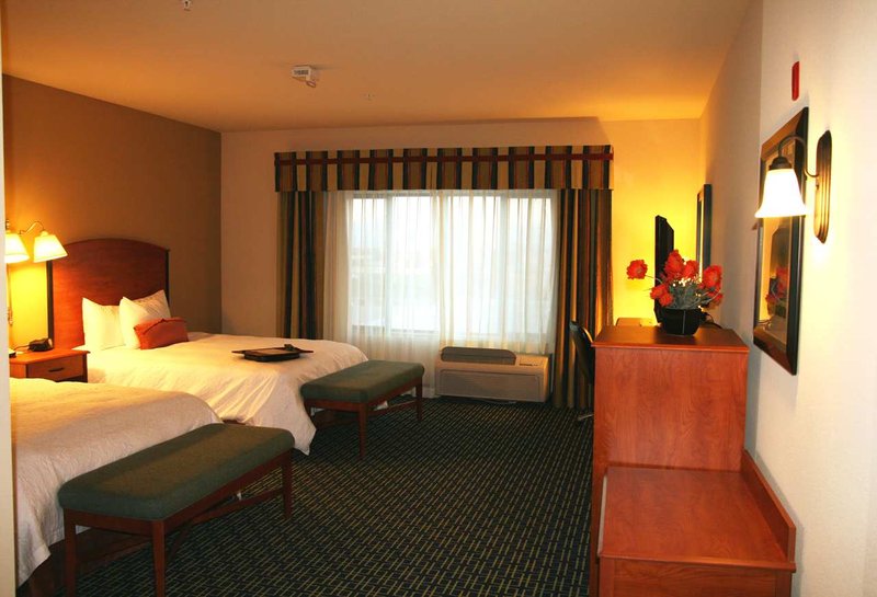 Hampton Inn-Lancaster - Lancaster, CA