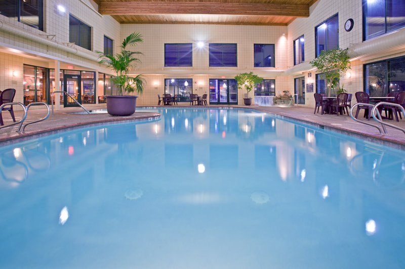 Holiday Inn Express Holland - Holland, MI