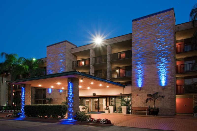 Holiday Inn Express Sarasota-Siesta Key Area - Sarasota, FL