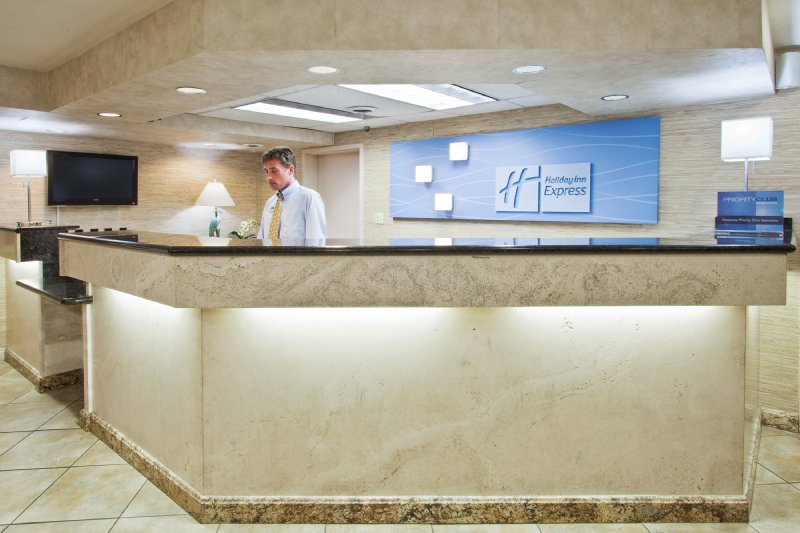 Holiday Inn Express Sarasota-Siesta Key Area - Sarasota, FL