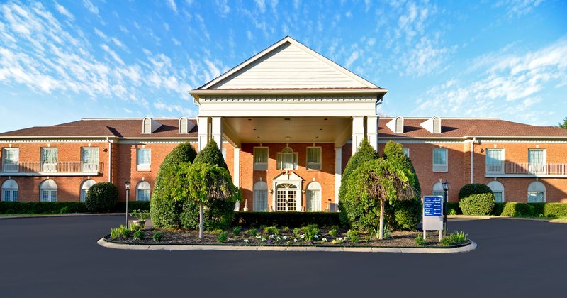 BEST WESTERN Spring Hill Inn & Suites - Spring Hill, TN