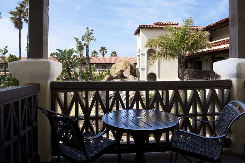 Embassy Suites By Hilton Mandalay Beach Resort - Oxnard, CA