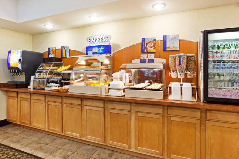 Holiday Inn Express-Southwest - Nicholasville, KY