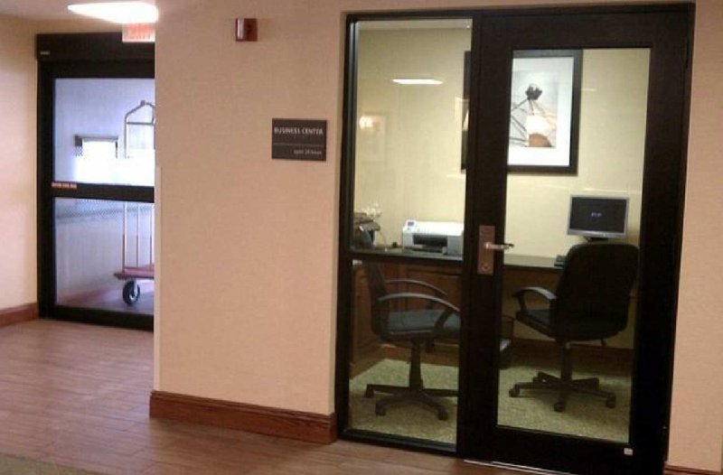 HAMPTON INN - Milan, OH